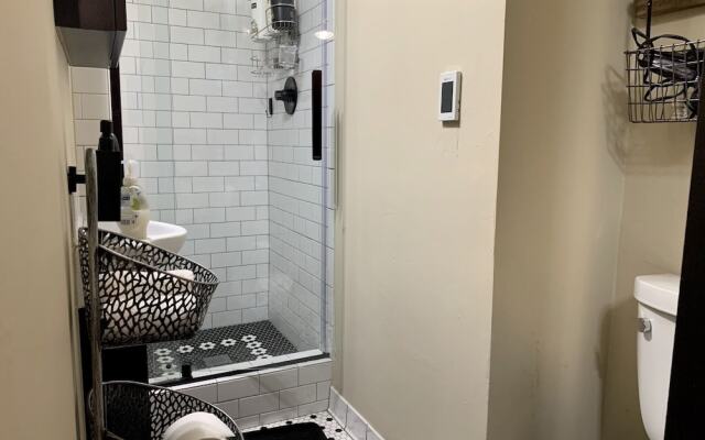 The Chic Guest Retreat in Old Town Near Csu!