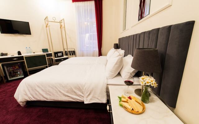 King Gorgasali Hotel