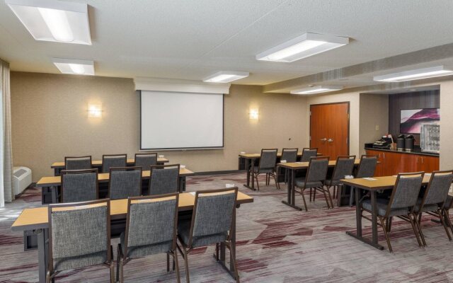 Courtyard by Marriott Cincinnati Blue Ash