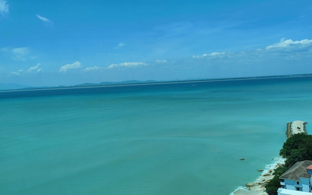 Hompton by the Beach Penang