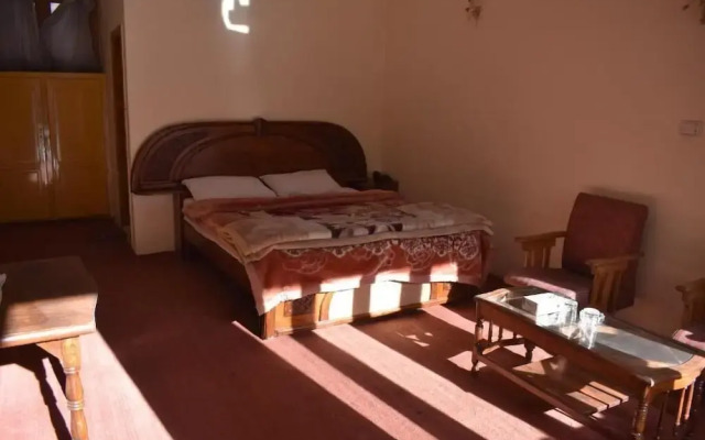 Hotel Shaheen