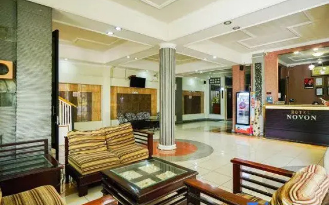 Novon Family Hotel by Tripletee