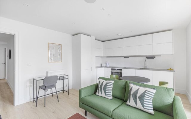 Luxury 1 - bed Apartment in Wembley