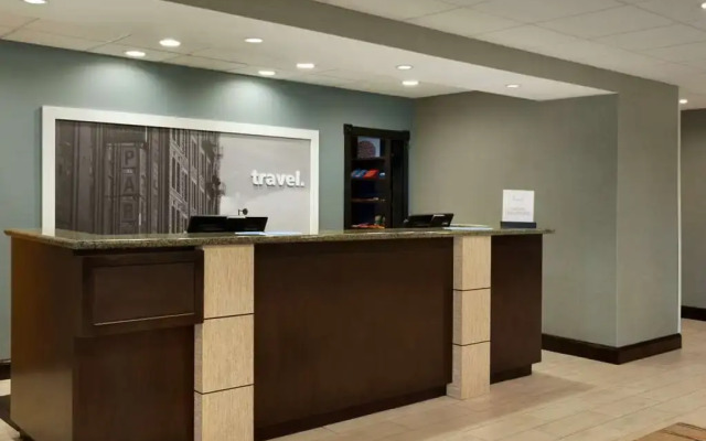 Hampton Inn & Suites Birmingham-East I-20