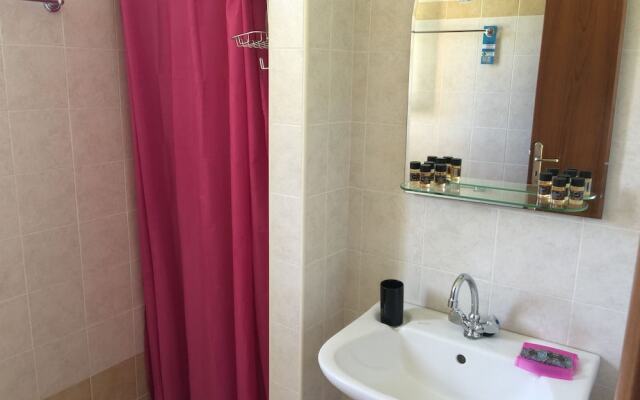 AnthosGuestHouses