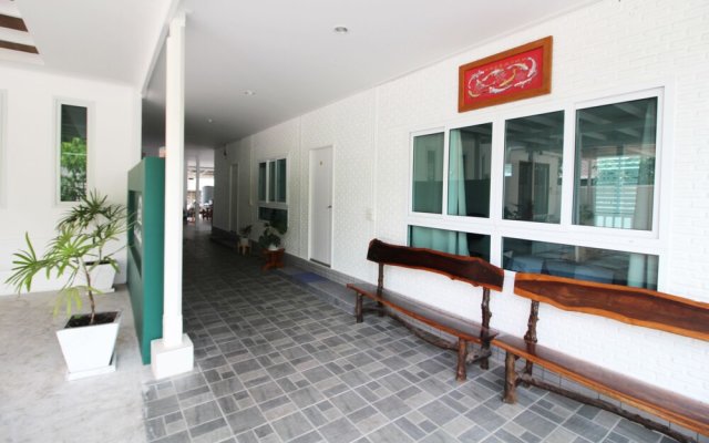 "room in Guest Room - Baan Khunphiphit Homestay No2322"
