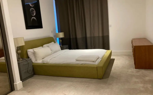 Phoenix 2 Bedroom Apartment in london
