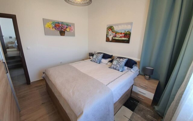 2-bed Apartment 5 Mins From Beach! Zadar, Croatia