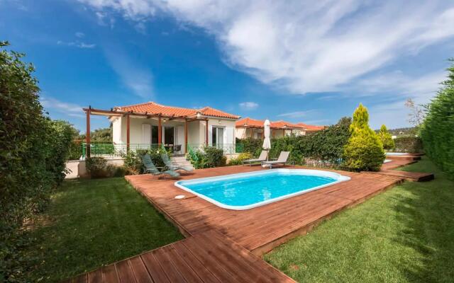 Artemis, Villa With Pool 250m To The Beach