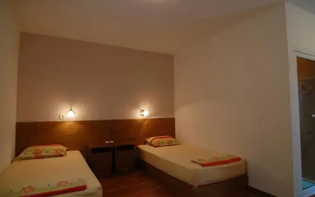 Sinia Vir Eco Residence