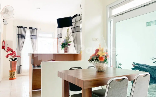 Oma Uti Syariah RedPartner near Stasiun Lempuyangan