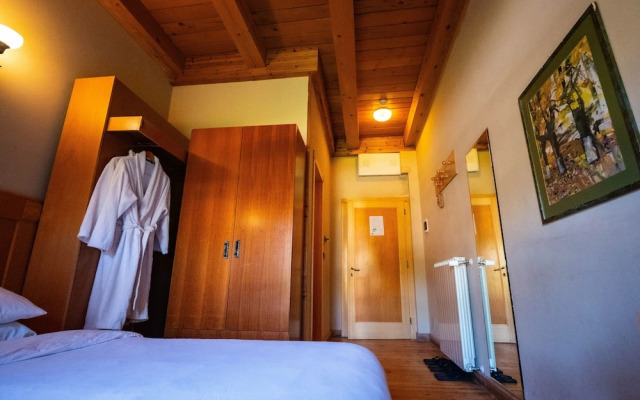 Natyral Razma Resort