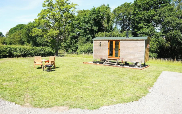 Woodend Hideaway Hamsterley - Sleeps 2 & Garden