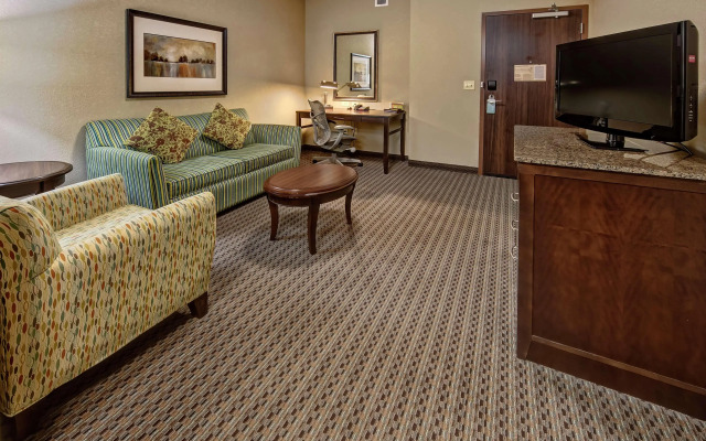 Hilton Garden Inn Tulsa Midtown