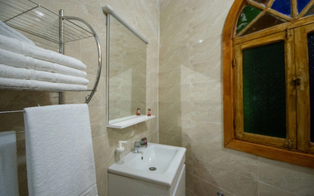 Hotel Ziryab