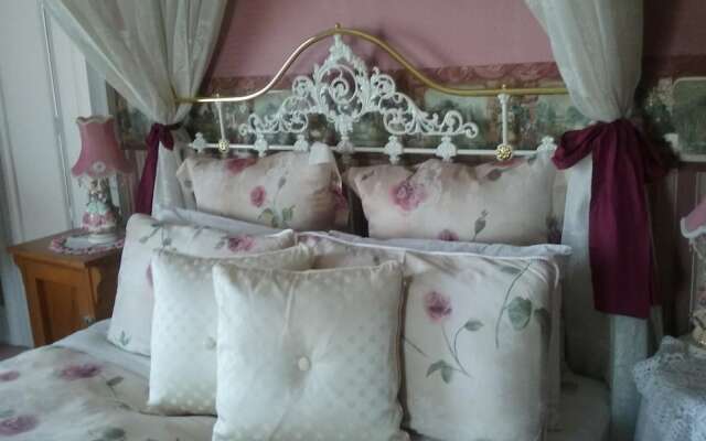 Lisburn House