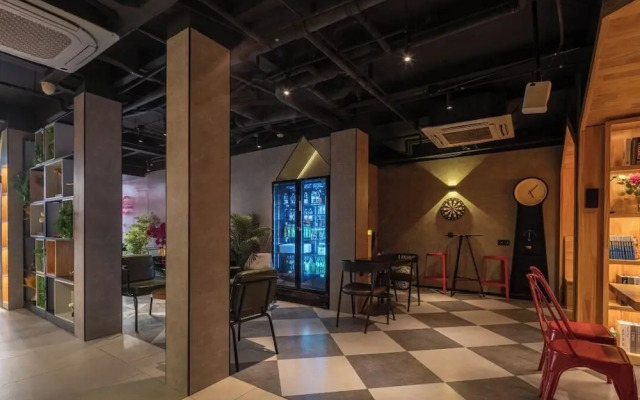 Iforest Youth Hotel - Nanjing Road Pedestrian Street Huanghe Road Store
