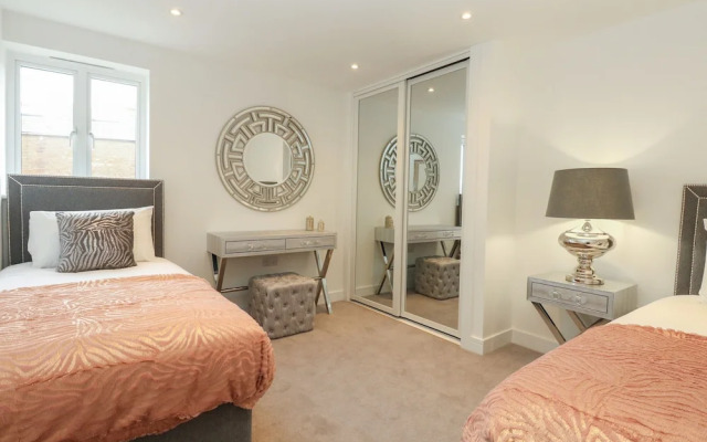 Harbourside Haven Apartment 4