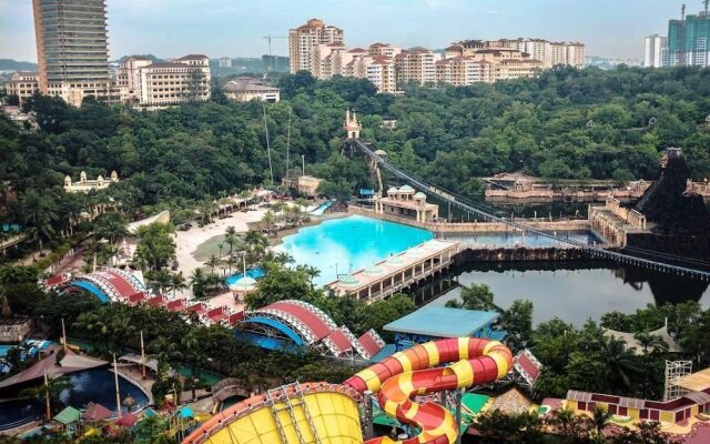 Sunway Pyramid Resort Suites by Ray&Jo