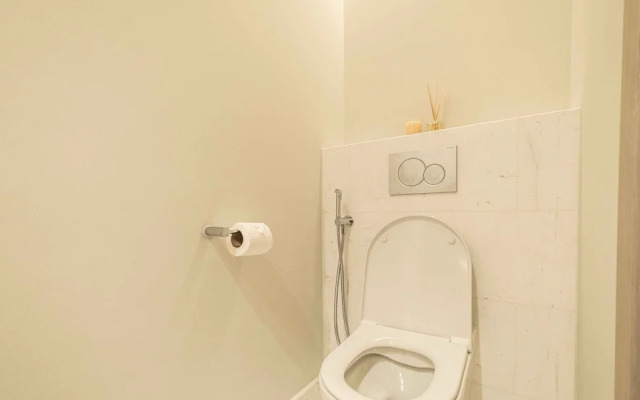 LUX Iconic Views at The Palm Tower 7