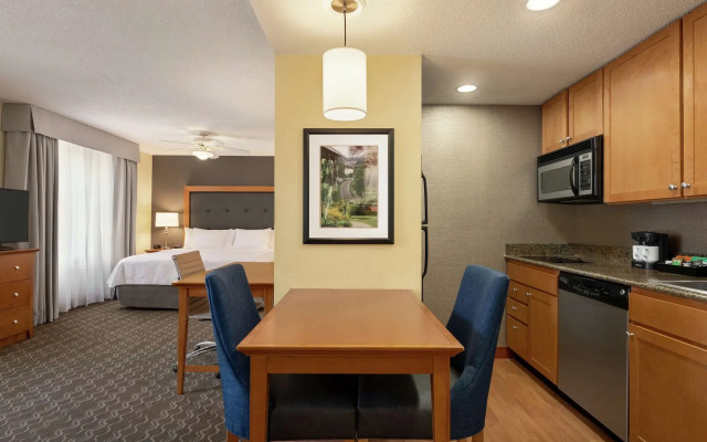 Homewood Suites by Hilton Allentown-Bethlehem Airport