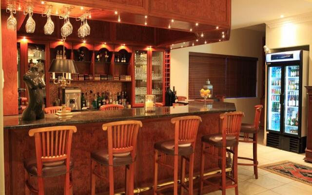 Cinnamon Boutique