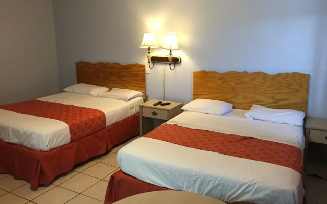 Dixie Plaza Hotel