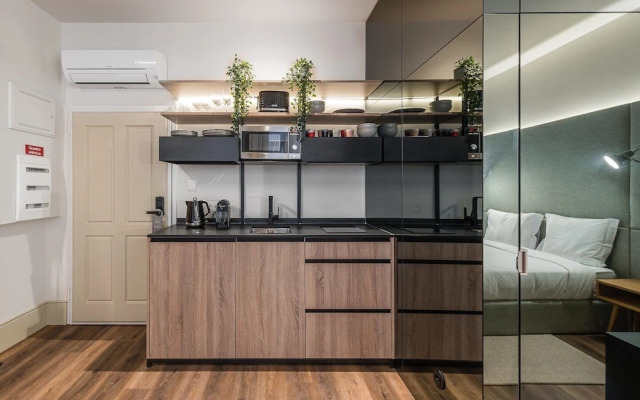 Guestready - Mezuzah Yellow