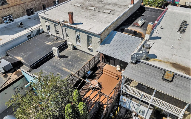 Love Mi Getaway Loft with Deck 110