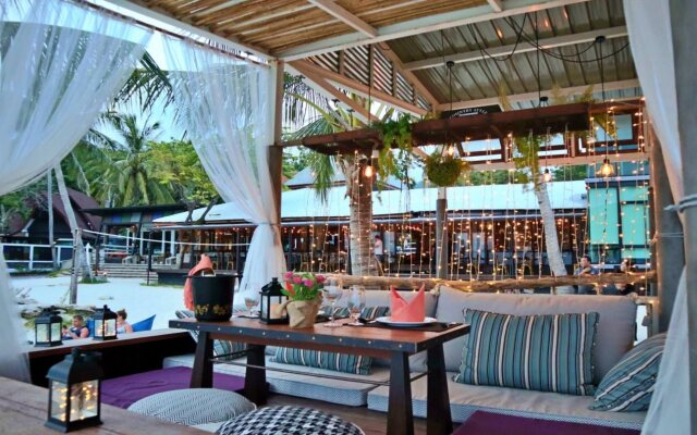 Cocohut Beach Resort