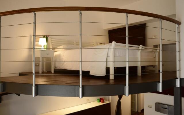 Suite 11
