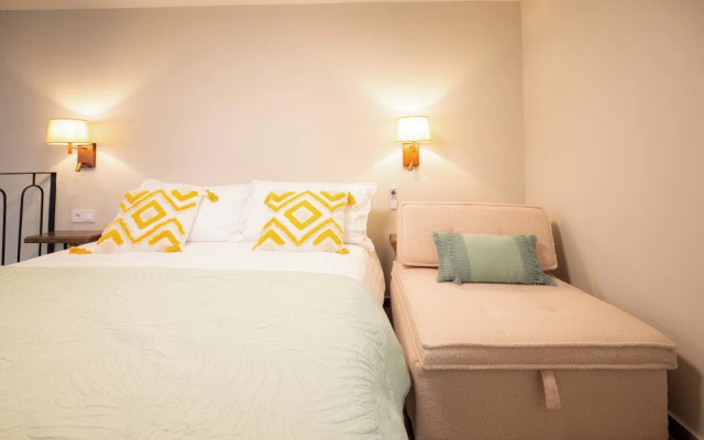 Vayas Residences Agora