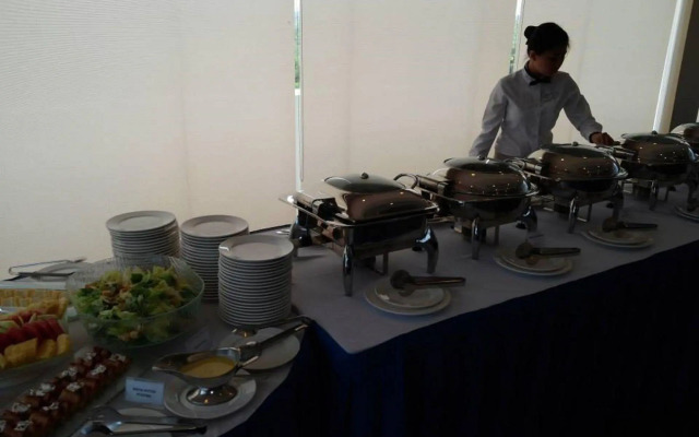 SanTomas Suites