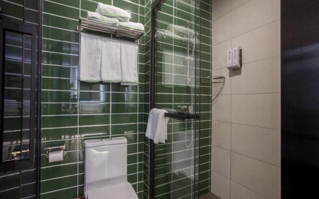 Green Tree Inn Yangzhou Wanda Express Hotel