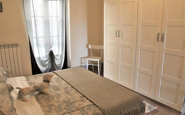 CASALE e GIARDINO a 10 minuti da SIENA