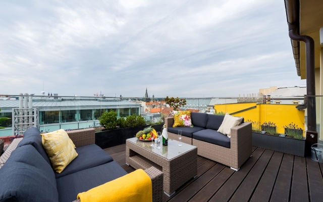 Empirent Rooftop Collection