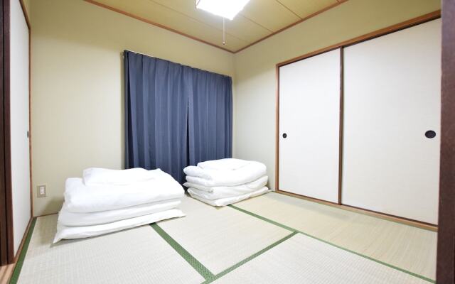 Moriguchi Apartment