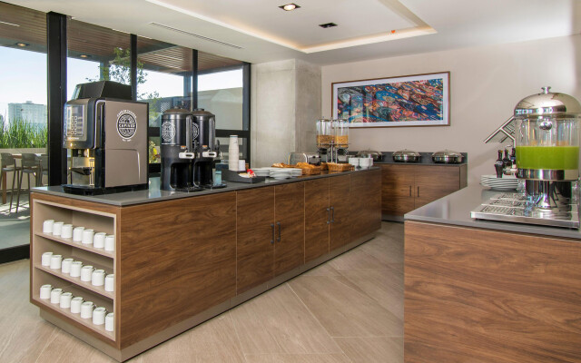 Staybridge Suites Guadalajara Novena by IHG