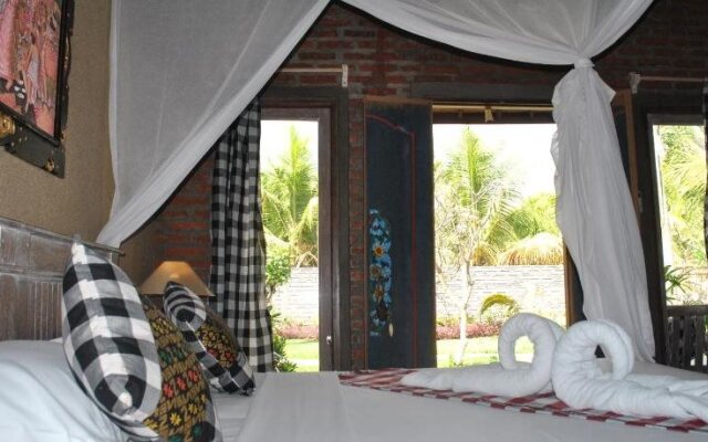 Sudi Guest House