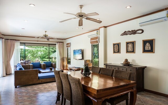 4 Bedroom Grand Deluxe Idyllic Beach Villa