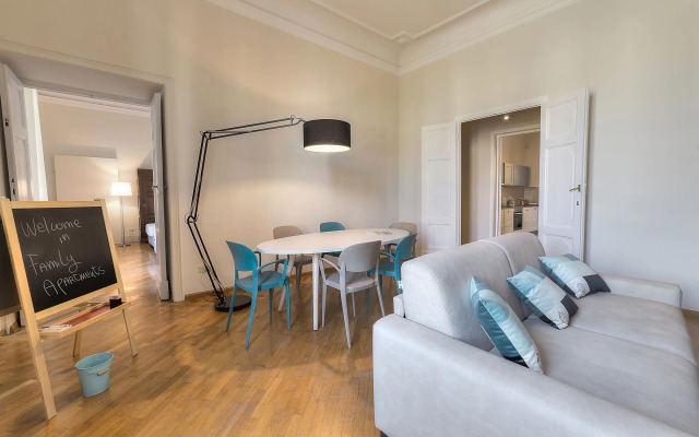 Family Apartments Rinascimento Palace