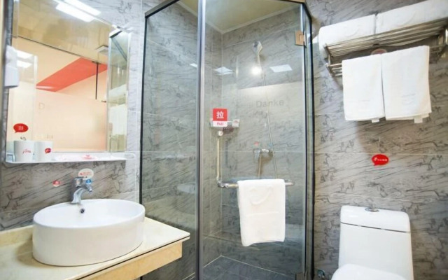 Thank Inn Chain Hotel Guangdong Zhuhai Doumen District Jing'an Bridge