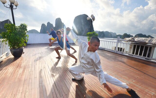 Signature Royal Halong Cruise