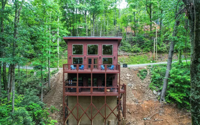 Theo's Treehouse