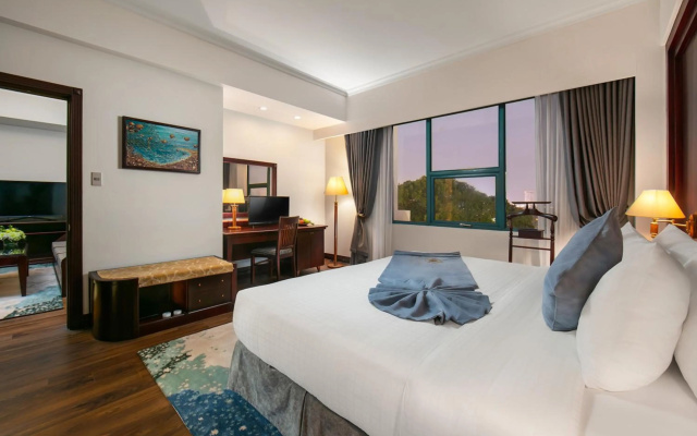 The Tray Hotel Hai Phong – Guest Rooms – Haiphong