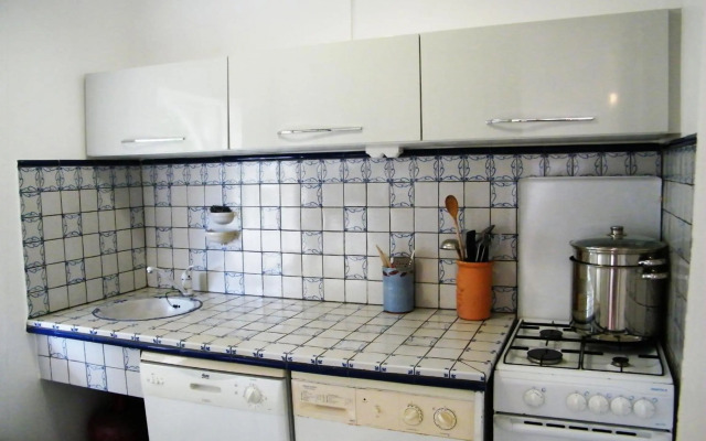 Villa with swimming pool and garden view MQSA20