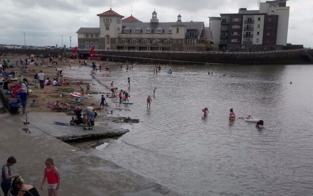 Madeira Cove Holiday Flat