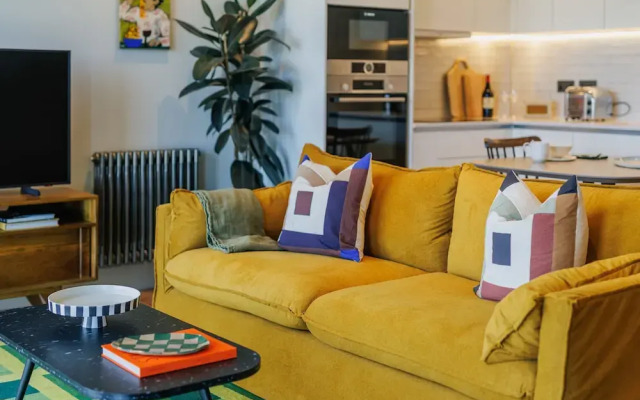 Modern Studio Flat in North London