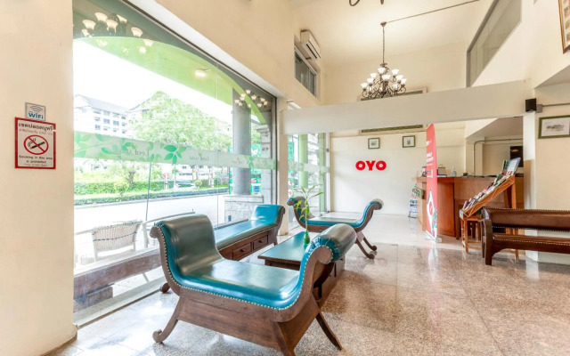 OYO 928 Leaf Hostel
