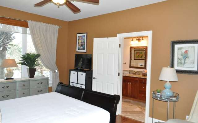 Turnberry 8546 (2G) - 3BR 2BA - (6)